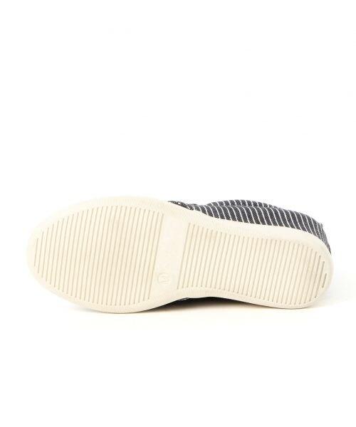Heather（ヘザー）の「ZIPインヒールスリッポン（シューズ・レディース・オフホワイト/ブラック/ストライプ/デニム・Ｍ（23.0～23.5）/Ｌ（24.0～24.5））」の9枚目の写真
