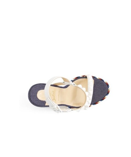 Christian Louboutin(クリスチャンルブタン)の「Christian Louboutin 'Cataclou' Wedge Sandal(サンダル・レディース・White/ Blue・41 EU/38 EU/36 EU/37 EU/40 EU/39 EU/35 EU)」の3枚目の写真