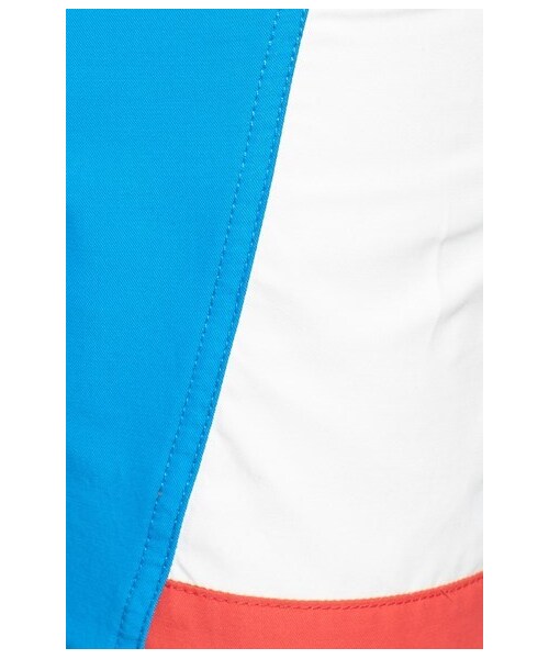 Lightning Bolt（ライトニングボルト）の「LIGHTNING BOLT 'Seagull' Scalloped Hem Colorblock Board Shorts（水着・メンズ・Directoire Blue・Regular 34/Regular 30/Regular 32/Regular 28/Regular 36）」の4枚目の写真