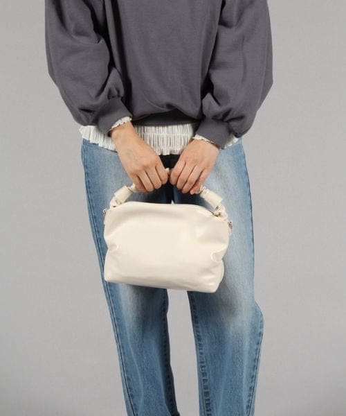 ALAND（エーランド）の「3.3 Field Trip／ギャザー2WAYBAG（バッグ・レディース・OTH(01)/ブラック(19)/アイボリー(52)・ONE SIZE）」の7枚目の写真