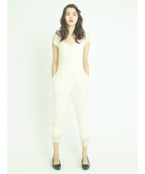 dazzlin（ダズリン）の「【W】レースバックシャンオールインワン（オールインワン・サロペット・レディース・アイボリー/ブラック/ブルー・S/M）」の2枚目の写真