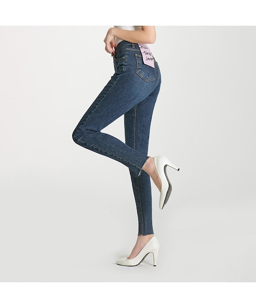 chuu（チュー）の「[Nana] Mid Rise Waistband Dark Blue Skinny Jeans（その他・レディース・기타・ONE SIZE）」の6枚目の写真