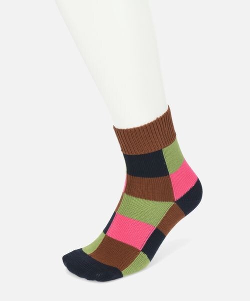 靴下屋（クツシタヤ）の「メンズ クレイジーブロックショート丈ソックス/082131100（その他・メンズ・WEBゲンテイ カーキ+イエロー76/WEBゲンテイネイビー+ピンク86・F）」の4枚目の写真
