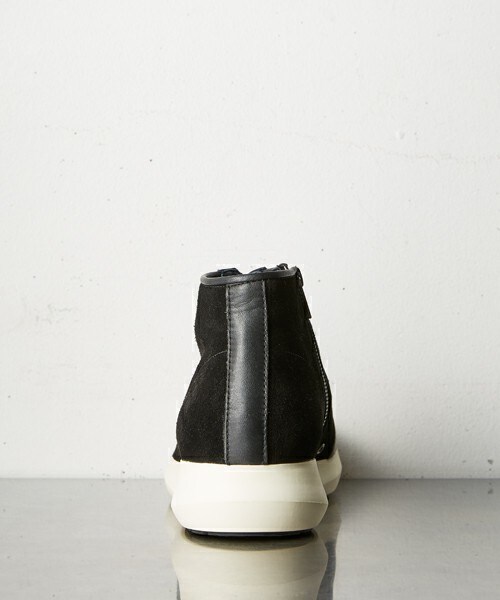 UNITED NUDE(ユナイテッドヌード)の「UNITED NUDE hi cut sneaker(スニーカー・メンズ・ブラック/ネイビー・40/43/41/42)」の4枚目の写真