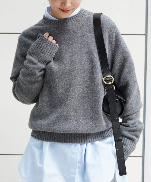 Deuxieme Classe（ドゥーズィエムクラス）の「Newstandard