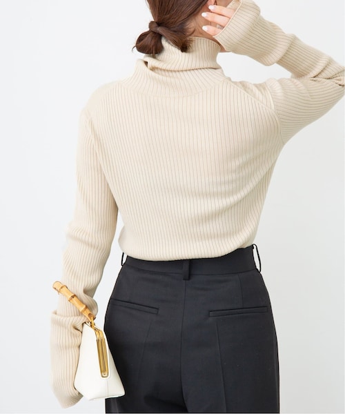 Deuxieme Classe（ドゥーズィエムクラス）の「Basic Rib