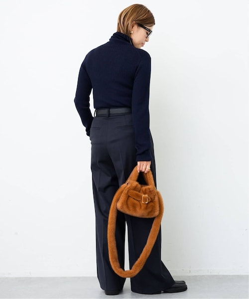 Deuxieme Classe（ドゥーズィエムクラス）の「Basic Rib