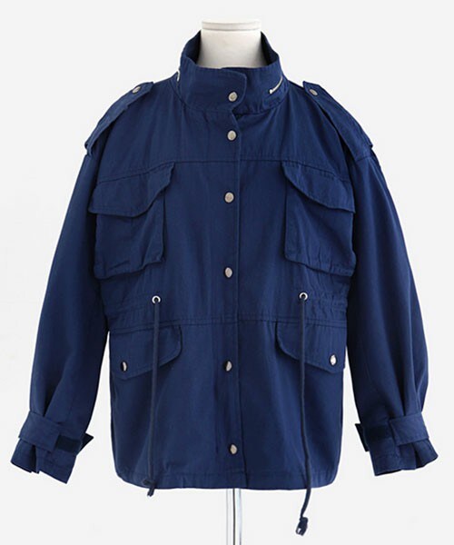 DHOLIC（ディーホリック）の「ウエスト紐付きマウンテンパーカー（マウンテンパーカー・レディース・カーキ/ネイビー・free）」の2枚目の写真