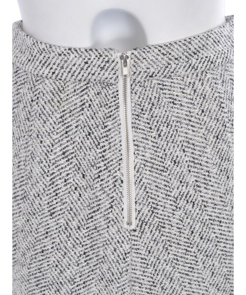 EMODA（エモダ）の「DENIM TWEED ハイウエスト ショートパンツ（パンツ・レディース・ホワイト/アイスブルー/インディゴ）」の8枚目の写真