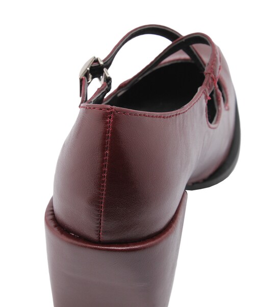 EMODA（エモダ）の「クロスラウンドSHOES（シューズ・レディース・ブラック/レッド/キャメル・S/M/L）」の10枚目の写真