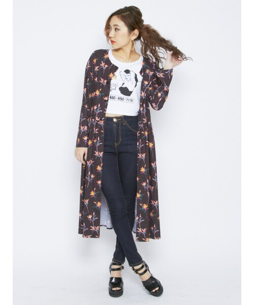 EVRIS（エヴリス）の「ミスティックフラワーシャツワンピ（ワンピース/ドレス・レディース・ホワイト/ブラック/オレンジ・F）」の4枚目の写真