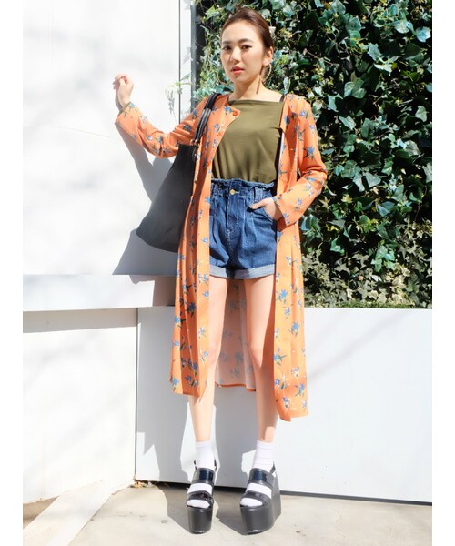 EVRIS（エヴリス）の「ミスティックフラワーシャツワンピ（ワンピース/ドレス・レディース・ホワイト/ブラック/オレンジ・F）」の6枚目の写真