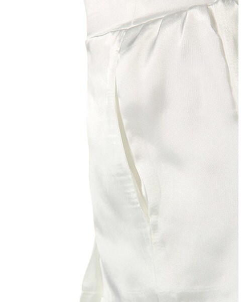 GYDA(ジェイダ)の「サテンショートパンツ(パンツ・レディース・オフホワイト/ベージュ・S/M)」の10枚目の写真