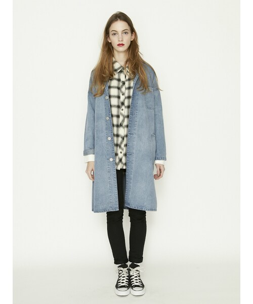 jouetie（ジュエティ）の「デニムワークジャケット（ジャケット/アウター・レディース・アイスブルー/インディゴ/ミックス）」の4枚目の写真