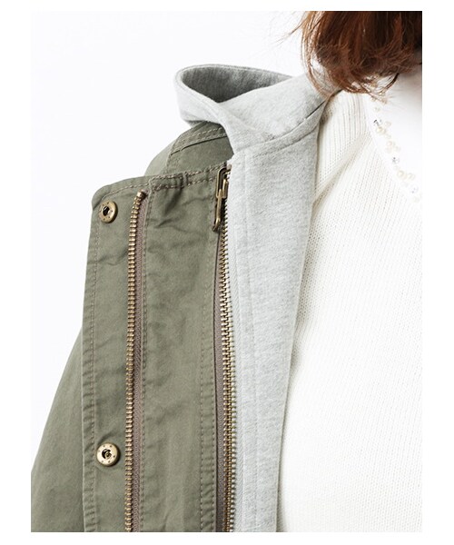 earth music&ecology(アースミュージックアンドエコロジー)の「<サイズコンシェルジュ>3Wayミリタリーブルゾン(ブルゾン ・レディース・カーキ/ネイビー・L)」の7枚目の写真