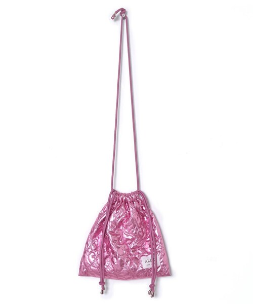 w closet（ダブルクローゼット）の「【Alley】ハートキルト巾着バック（バッグ・レディース・オフホワイト/ブラック/ピンク/シルバー・FREE）」の7枚目の写真