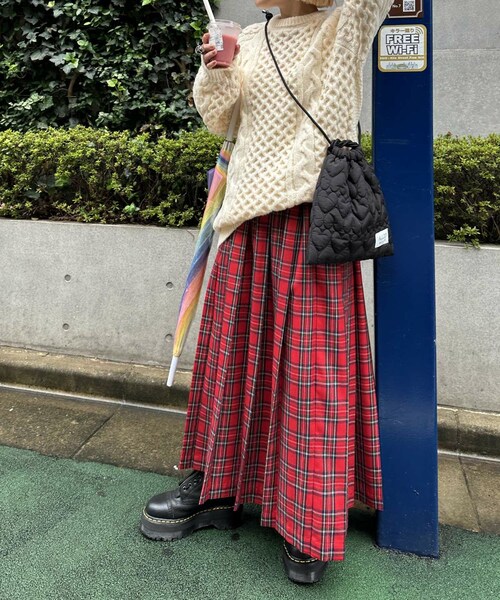 w closet（ダブルクローゼット）の「【Alley】ハートキルト巾着バック（バッグ・レディース・オフホワイト/ブラック/ピンク/シルバー・FREE）」の13枚目の写真