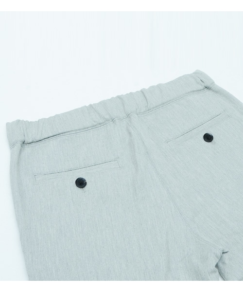 KATHARINE HAMNETT LONDON （キャサリンハムネットロンドン）の「STRETCH JOG PANTS（パンツ・メンズ・ブラック/レッド/グレー/オフホワイト・S/M/L）」の12枚目の写真