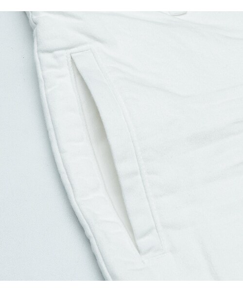 KATHARINE HAMNETT LONDON （キャサリンハムネットロンドン）の「COATING STRETCH DENIM（パンツ・メンズ・ホワイト・S/M/L）」の6枚目の写真