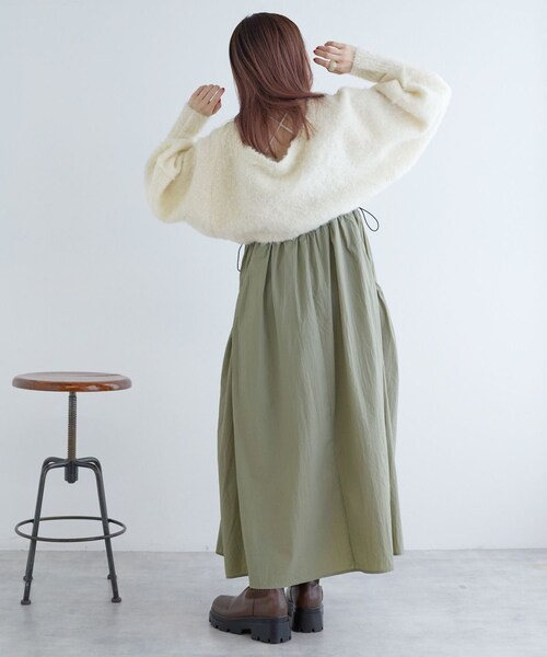 w closet(ダブルクローゼット)の「ブークレ起毛両A面ボレロ(トップス・レディース・アイボリー/グレー/オフ/ブルー/ベージュピンク・FREE)」の15枚目の写真