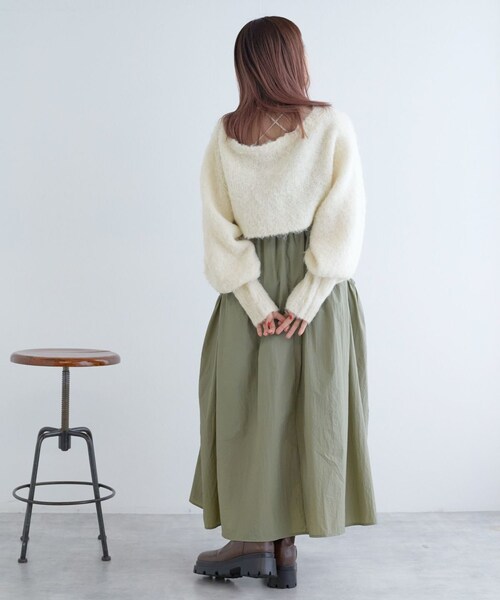 w closet(ダブルクローゼット)の「ブークレ起毛両A面ボレロ(トップス・レディース・アイボリー/グレー/オフ/ブルー/ベージュピンク・FREE)」の11枚目の写真