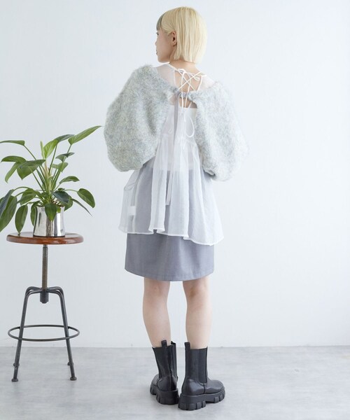 w closet(ダブルクローゼット)の「ブークレ起毛両A面ボレロ(トップス・レディース・アイボリー/グレー/オフ/ブルー/ベージュピンク・FREE)」の19枚目の写真
