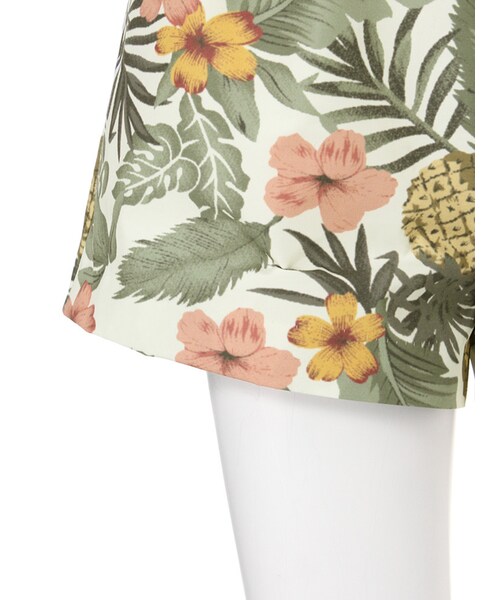 dazzlin（ダズリン）の「【dazzlin】トロピカルボンディングショートパンツ（パンツ・レディース・ホワイト/ネイビー・S/M）」の9枚目の写真