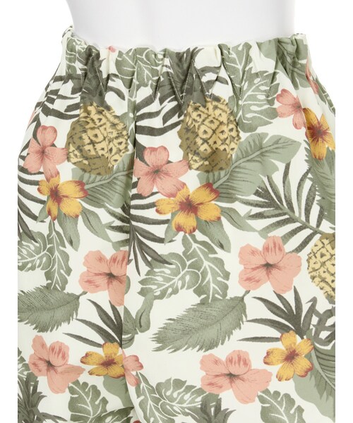 dazzlin（ダズリン）の「【dazzlin】トロピカルボンディングショートパンツ（パンツ・レディース・ホワイト/ネイビー・S/M）」の7枚目の写真