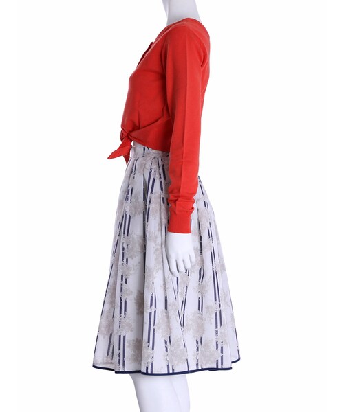 MERCURYDUO（マーキュリーデュオ）の「【DUO】 2way ニットカーデ（トップス・レディース・オフホワイト/ライトグレー/オレンジ/ネイビー/ラベンダー・F）」の13枚目の写真