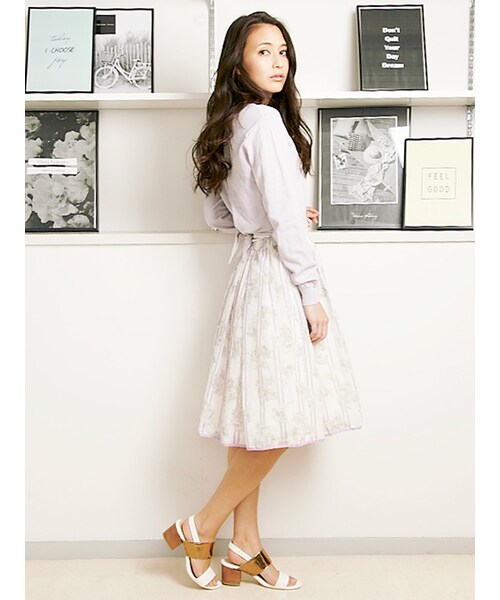 MERCURYDUO(マーキュリーデュオ)の「【DUO】 フラワーストライプギャザースカート(スカート・レディース・ベビーピンク/ライトイエロー/ネイビー/ラベンダー・F)」の7枚目の写真