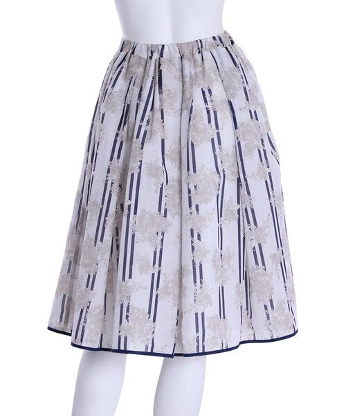 MERCURYDUO(マーキュリーデュオ)の「【DUO】 フラワーストライプギャザースカート(スカート・レディース・ベビーピンク/ライトイエロー/ネイビー/ラベンダー・F)」の14枚目の写真