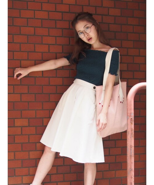 merry jenny（メリージェニー）の「ポケットMフレアスカート（スカート・レディース・オフホワイト/インディゴ・S/M）」の3枚目の写真