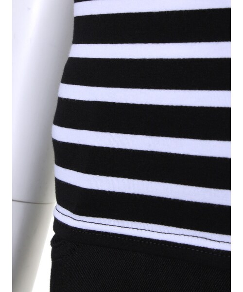 MURUA（ムルーア）の「【CASUAL】オフショルCUT トップス（トップス・レディース・ホワイト/ブラック/ミックス・F）」の9枚目の写真