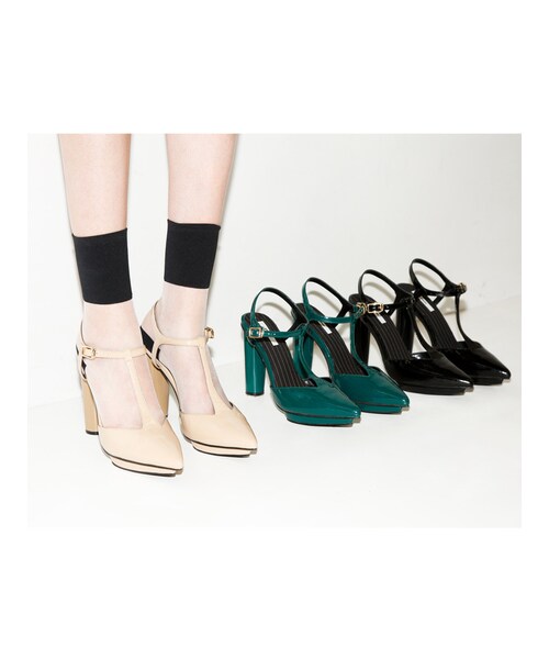 MURUA（ムルーア）の「【CASUAL】Tストラップレディパンプス（シューズ・レディース・ブラック/レッド/グリーン/ベージュ/ミックス・35/36/37）」の7枚目の写真