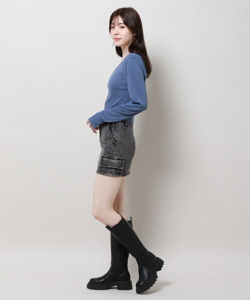 ALAND(エーランド)の「3.3 Field Trip/デニムカーゴミニスカート(スカート・レディース・ブラック(19)/カーキ(78)・M/L)」の4枚目の写真