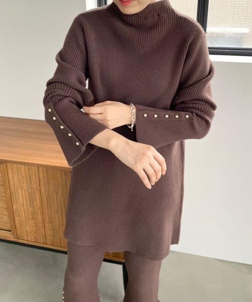 LOWRYS FARM（ローリーズファーム）の「スソフレアニットセットアップ