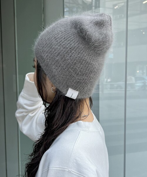 CAPRICIEUX LE'MAGE（カプリシューレマージュ）の「アンゴラビーニー（ニットキャップ/ビーニー・レディース・オフホワイト/グレージュ/ネイビー/ブラック・F）」の3枚目の写真