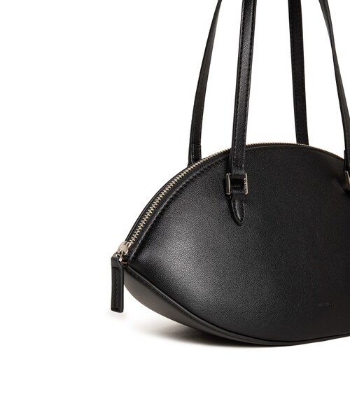 VASIC（ヴァジック）の「LAUREL (BLACK)（バッグ・レディース・BLACK/01・F）」の5枚目の写真