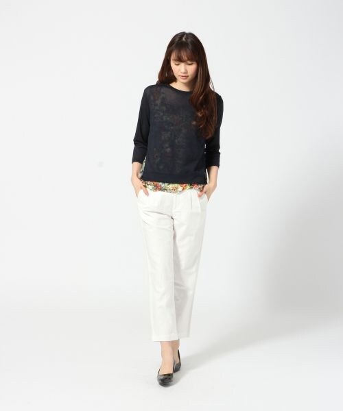 GLOBAL WORK（グローバルワーク）の「【きれいなシルエット】メンアサテーパードパンツ（パンツ・レディース・ホワイト05/グレーチェック11/ライトグレー12/ネイビーストライプ81/ネイビー88・Ｓ/Ｍ/Ｌ/ＸＬ）」の7枚目の写真