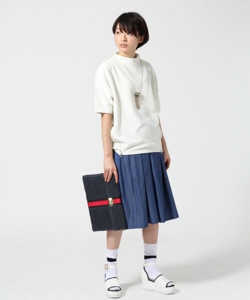 JEANASIS（ジーナシス）の「リップルハイネックZIPプルオーバー（トップス・レディース・オフホワイト/ブラック/グレー・FREE）」の10枚目の写真