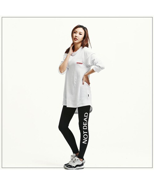 ROMANTIC CROWN（ロマンティッククラウン）の「GOOD LIFE WAFFLE CREWNECK WHT（その他・メンズ・기타）」の2枚目の写真