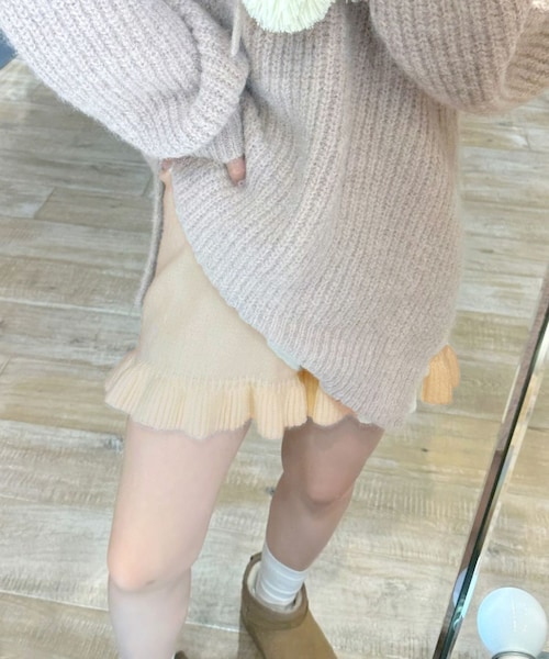 w closet（ダブルクローゼット）の「【Alley】フリルニットショート