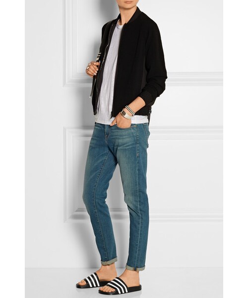 adidas（アディダス）の「Adidas Originals Adilette textured-rubber slides（サンダル・レディース・Black・US6/US9/US11/US10/US7/US5/US8）」の4枚目の写真