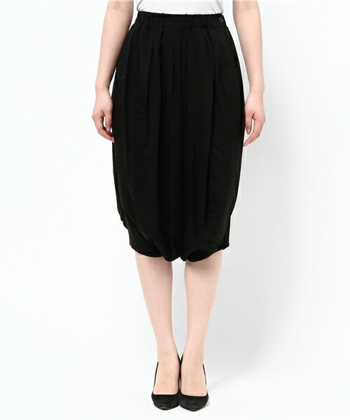 gomme(ゴム)の「ウェイブタックサルエルパンツ(その他パンツ・レディース・ブラック/ブルー・MEDIUM)」の3枚目の写真