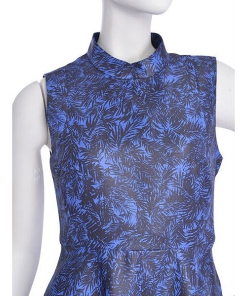 BORNY(ボルニー)の「パーム柄スタンドドレス(ワンピース/ドレス・レディース・ホワイト/ブルー・S)」の7枚目の写真