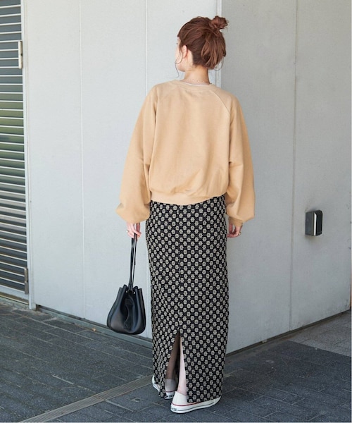 B.C STOCK（ベーセーストック）の「《追加》フラワーストレートスカート（スカート・ブラック/(001)/フリー/在庫あり）」の5枚目の写真