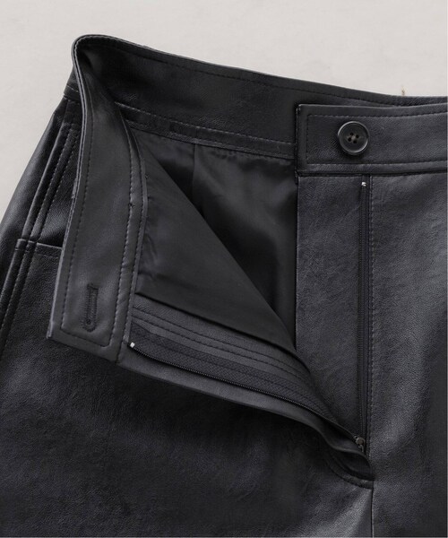 AP STUDIO（エーピーストゥディオ）の「fake leather wide leg Pants