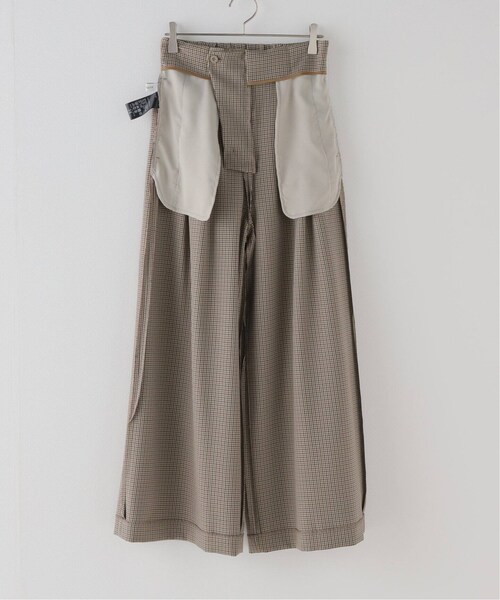 La TOTALITE（ラトータリテ）の「ハイウエストタックフレアパンツ  