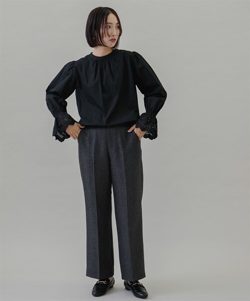 URBAN RESEARCH Sonny Label（アーバンリサーチサニーレーベル）の「2WAY袖口扇貝蕾絲立領罩衫（その他・レディース・米色/黑色/薩克斯藍・米色/黑色/薩克斯藍）」の15枚目の写真