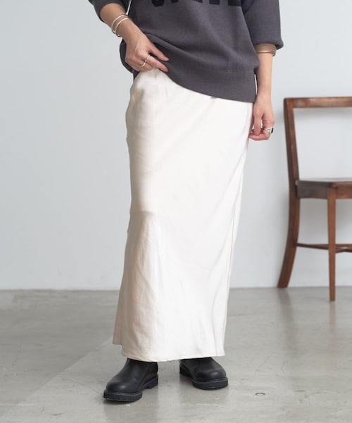 SHENERY（シーナリー）の「ワッシャーサテンタイトスカート